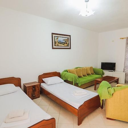 Vila Fredi Ksamil Exteriér fotografie
