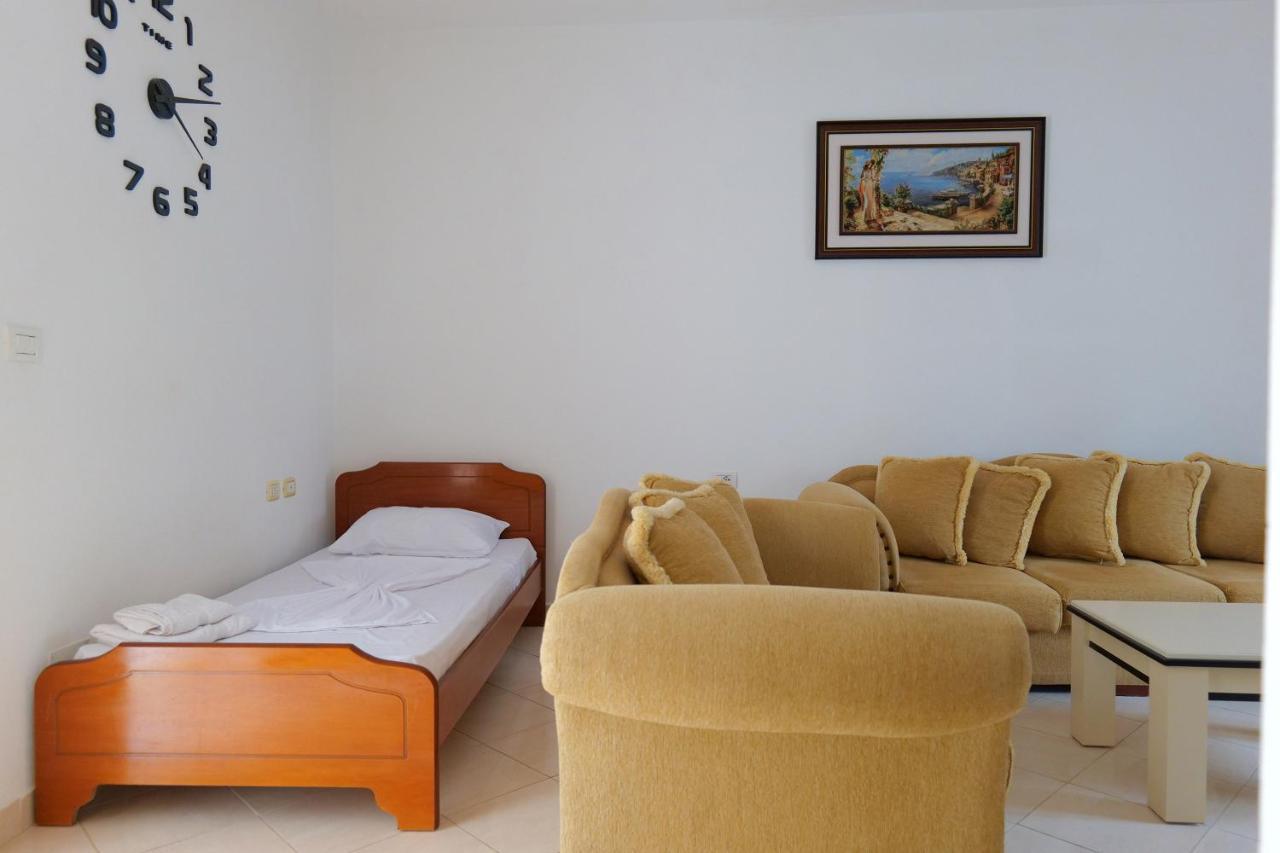 Vila Fredi Ksamil Exteriér fotografie