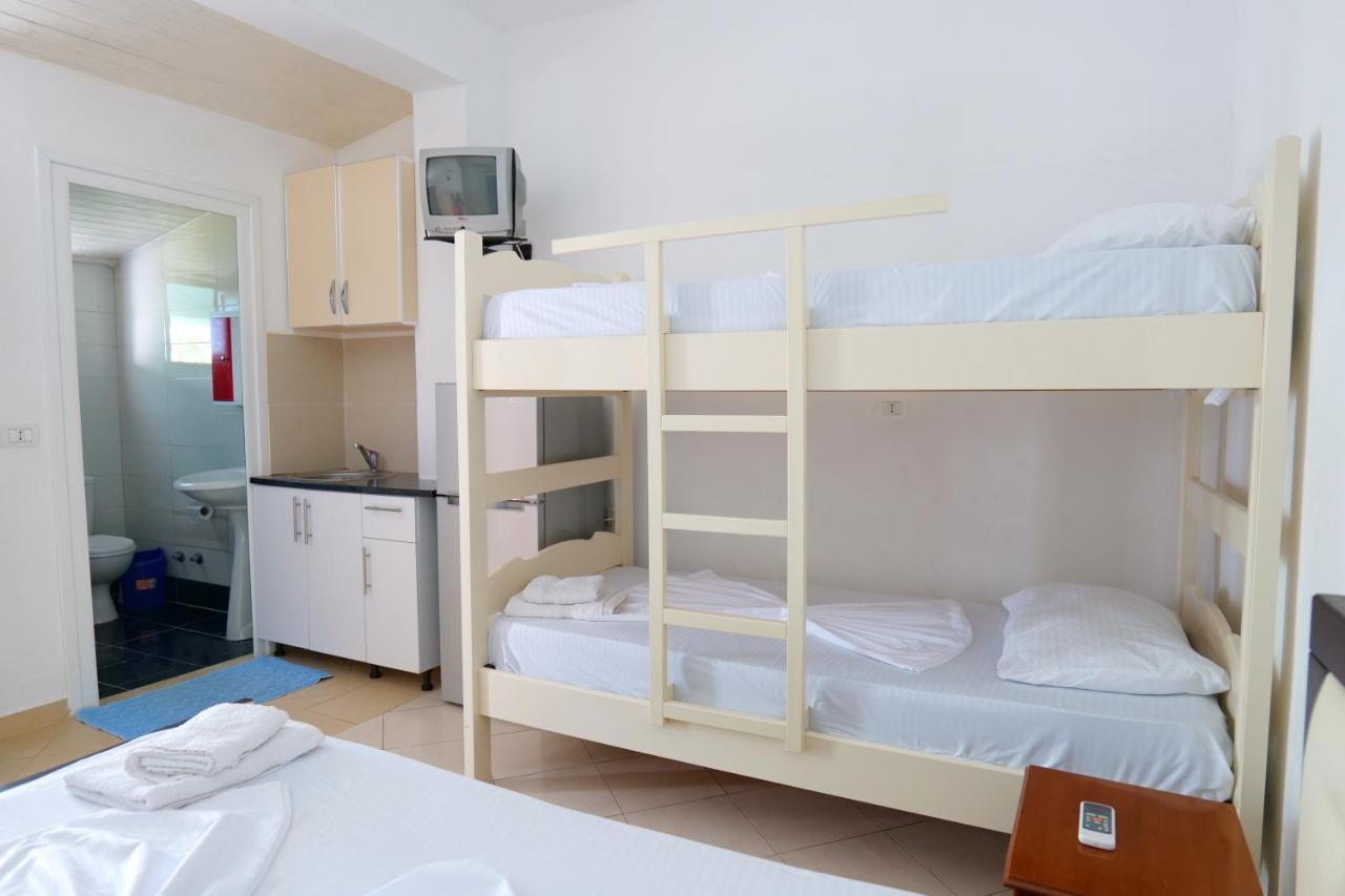 Vila Fredi Ksamil Exteriér fotografie