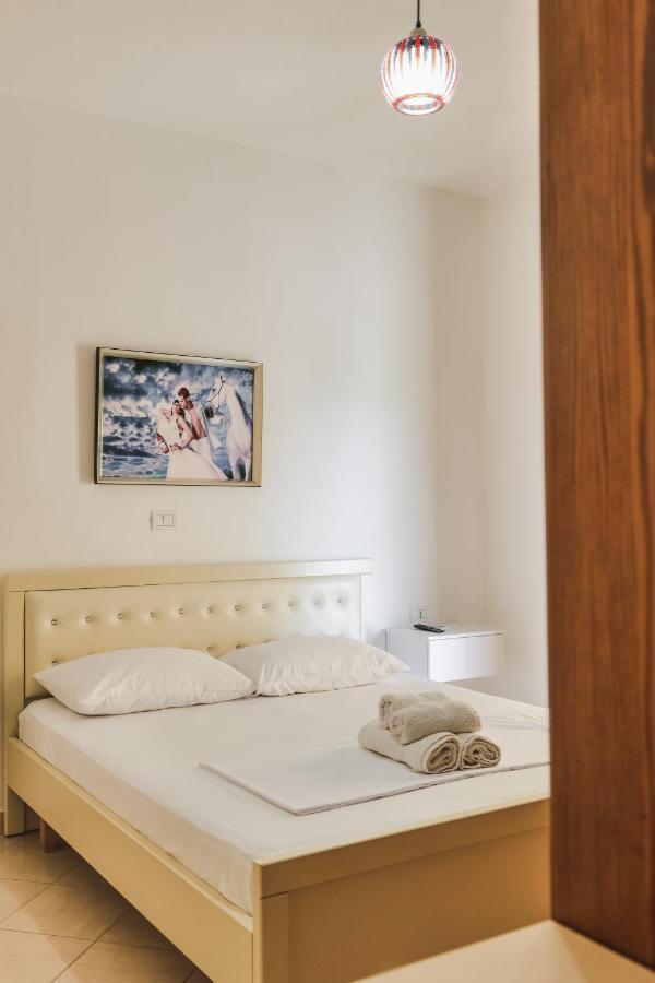 Vila Fredi Ksamil Exteriér fotografie